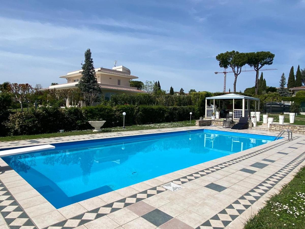 La Dolce Vita - Private Villa With Pool Moniga del Garda Exterior photo