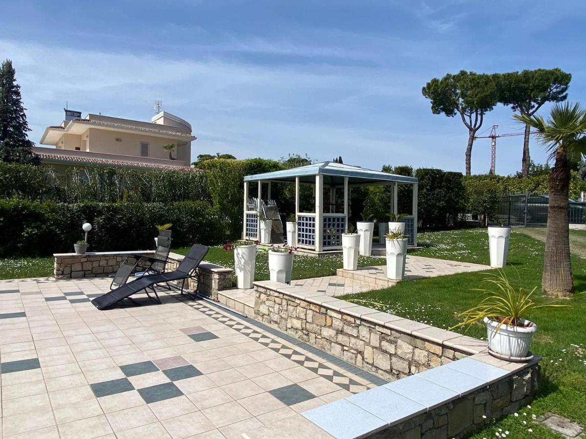 La Dolce Vita - Private Villa With Pool Moniga del Garda Exterior photo